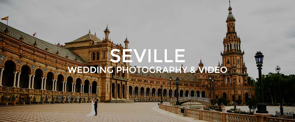 Seville Wedding Photography at the Plaza De Espana