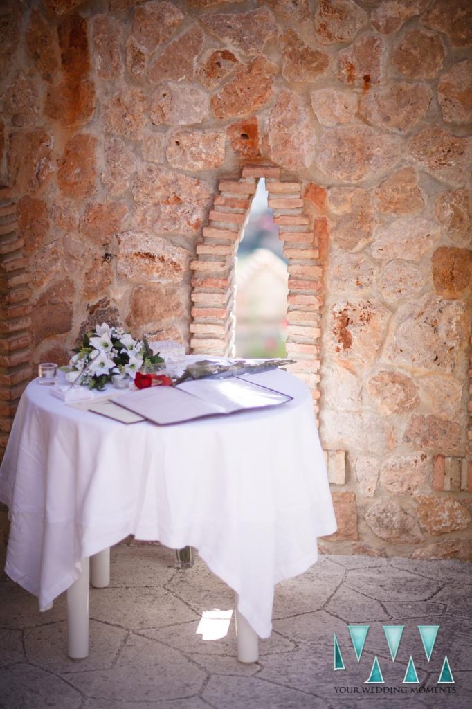 Castillo de Colomares wedding photographer