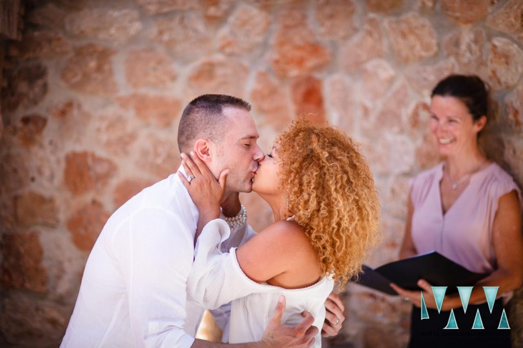 Castillo de Colomares wedding photographer