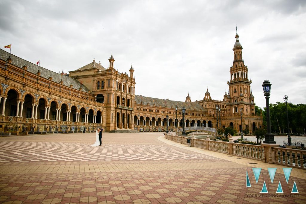 Plaza De Espana in Seville Wedding Photographer