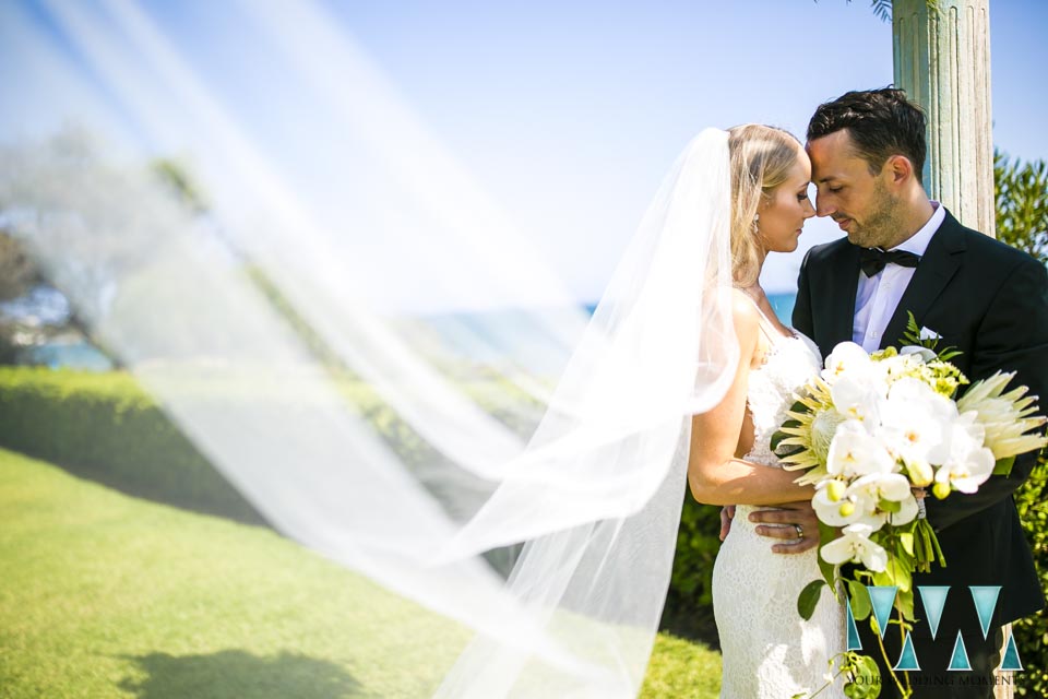 Villa Cisne wedding brides veil and groom