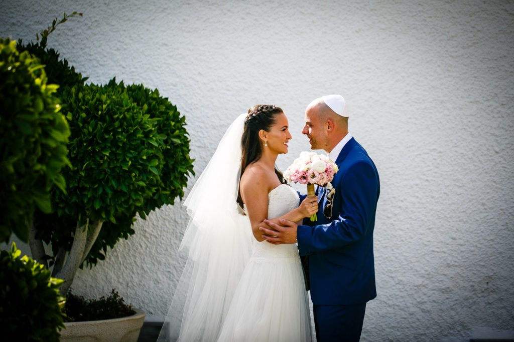 wedding first look marbella spain pre jewish ceremony