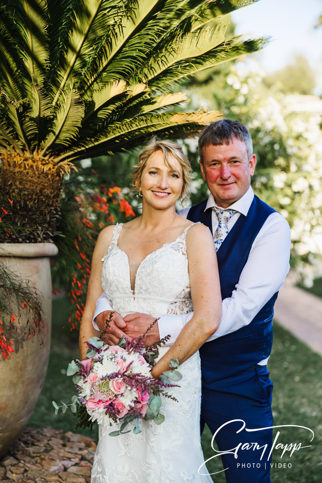 Bride & Groom photography in the Molino Casanova wedding venue