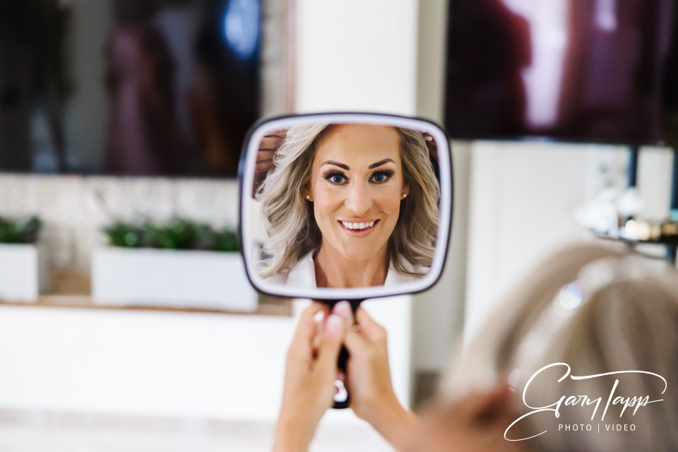 Bridal hair and makeup preperations at Casa De La Era