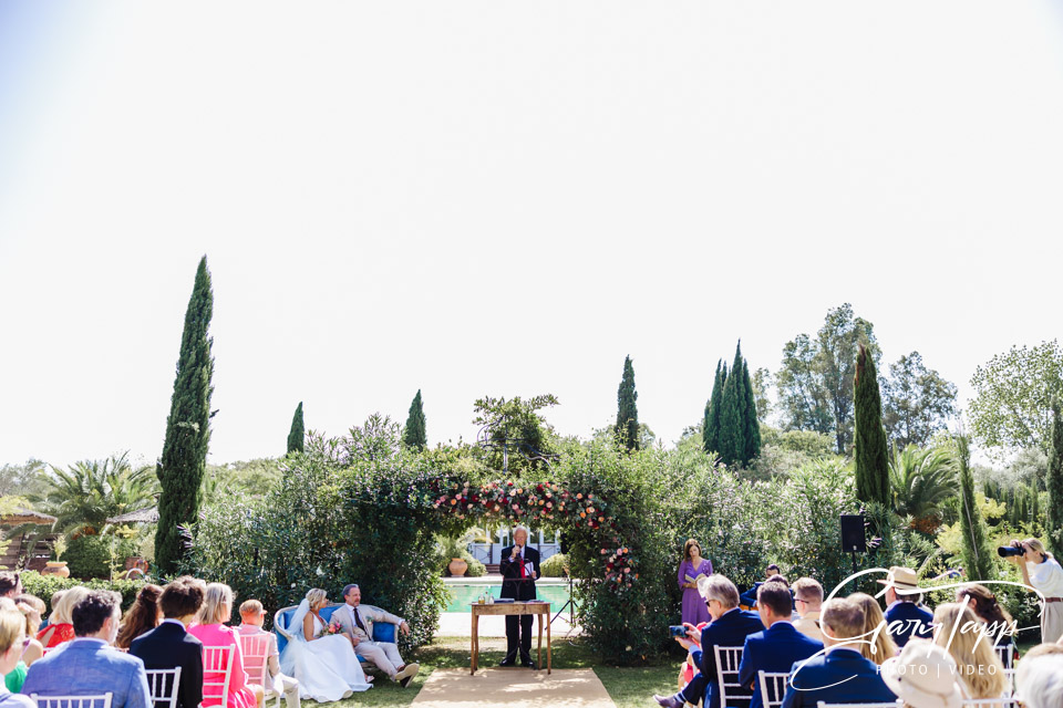 Wedding ceremony at the Finca Monasterio wedding venue in Cadiz