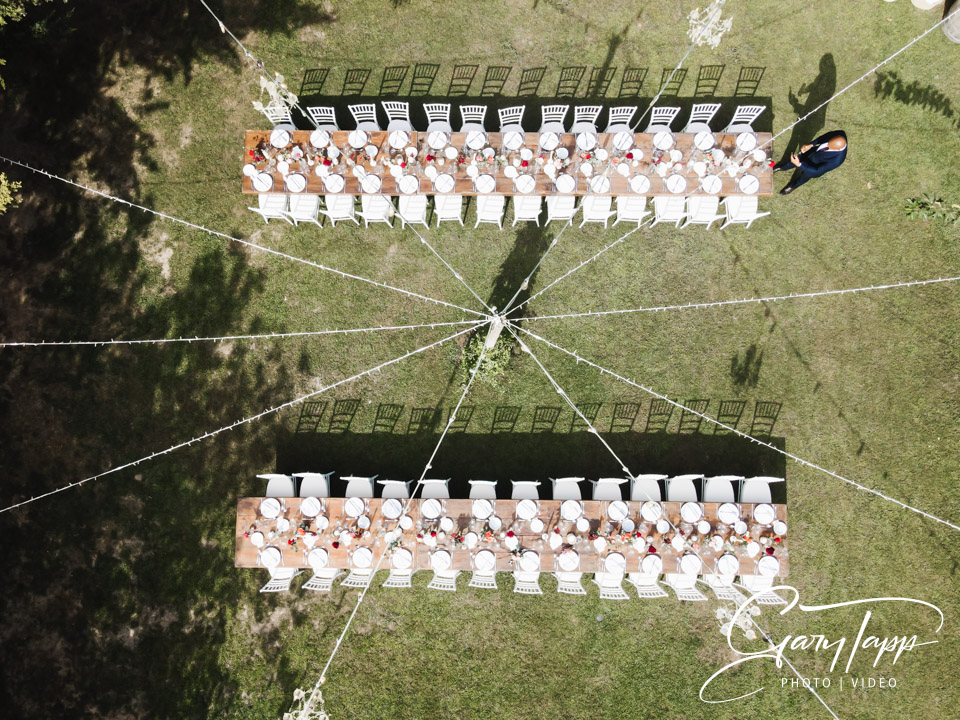 Aerial view of the wedding breakfast tabel setup at the Finca Monasterio wedding venue in Cadiz