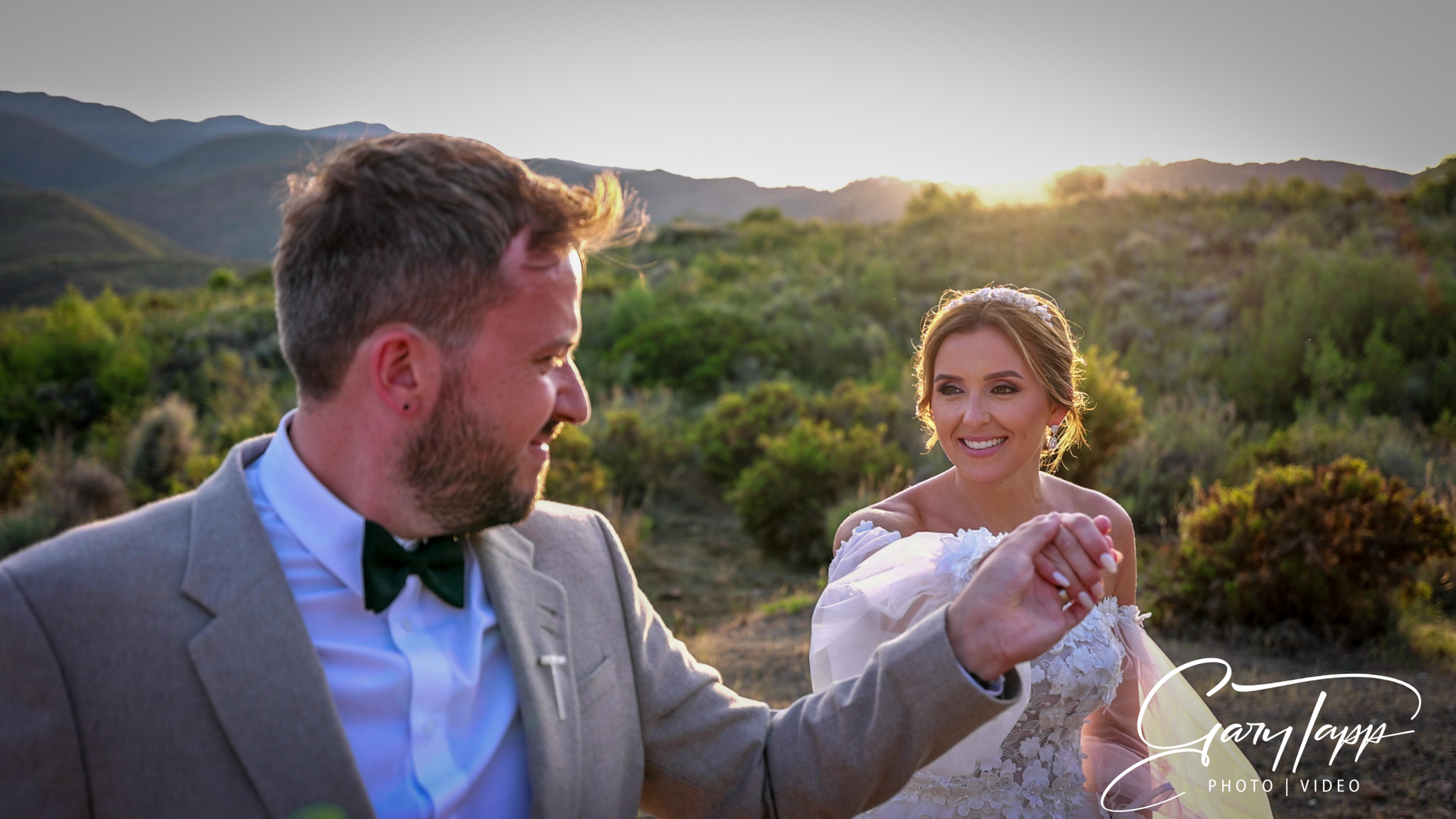 Bride and groom during sunset session at Cortijo Rosa Blanca