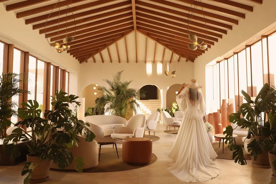 Bride walking through La Zambra resort